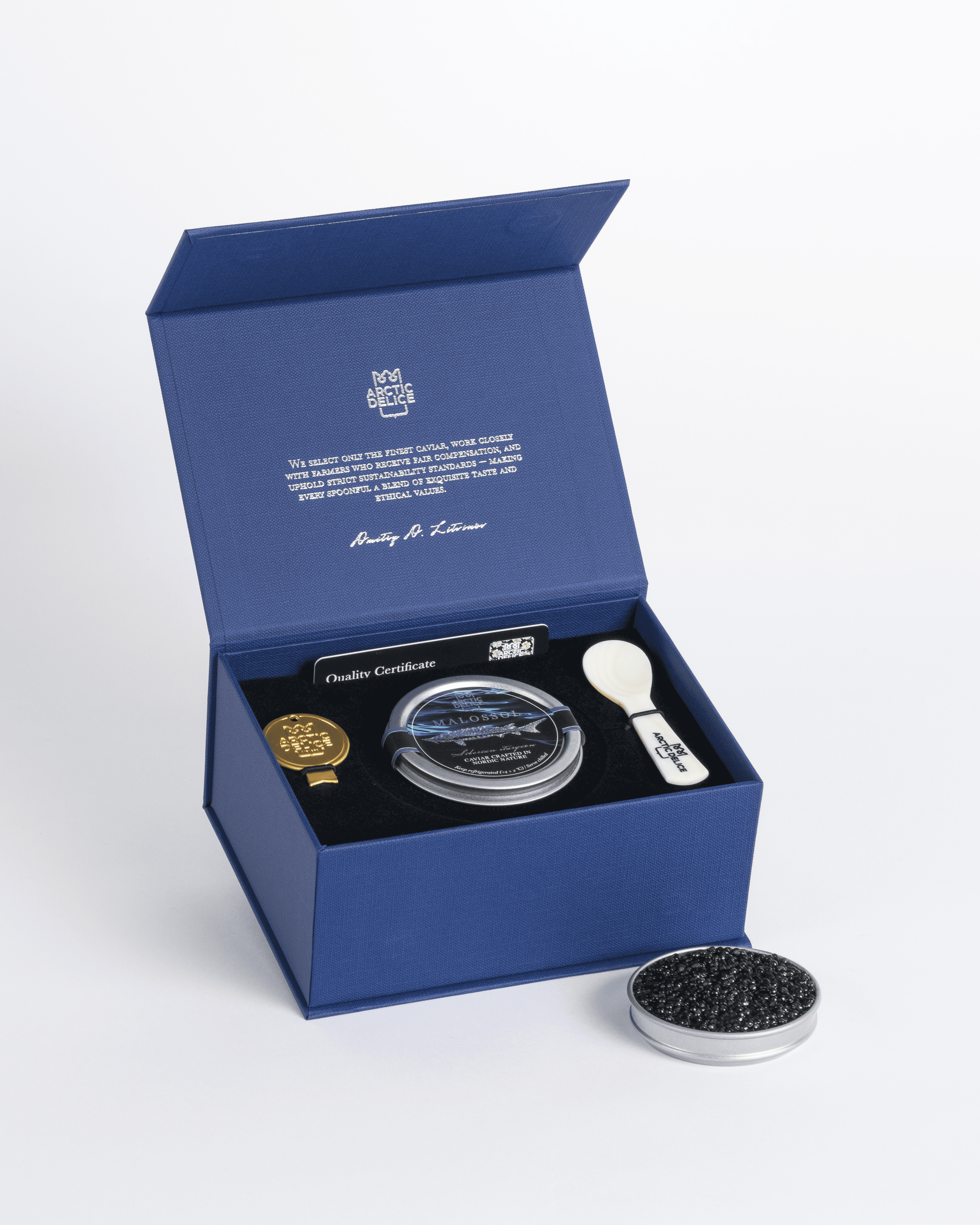 Dry-Aged Steak mit Tomaten, Basilikum und Nordic Heritage by Arctic Delice®